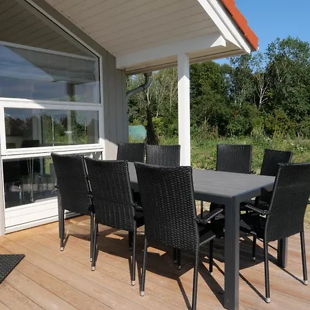 Holiday home Vital Mit Sauna, Whirlpool Und Kamin Grossenbrode